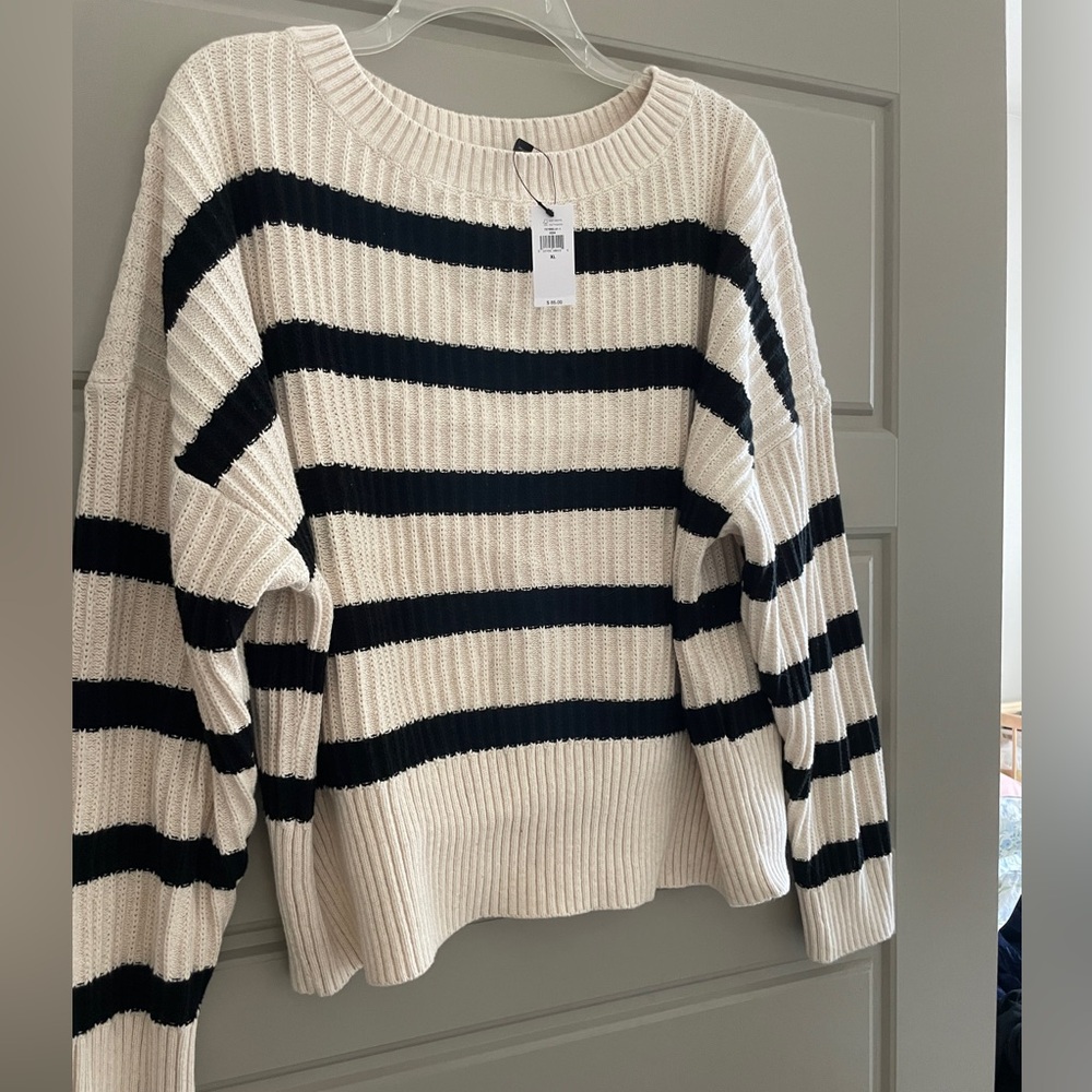 XL Banana Republic Striped Sweater